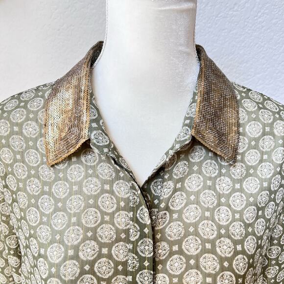 Chico’s Blouse Women M Olive Green Sequin Collar Metallic Sheer Button Front - Picture 7 of 10